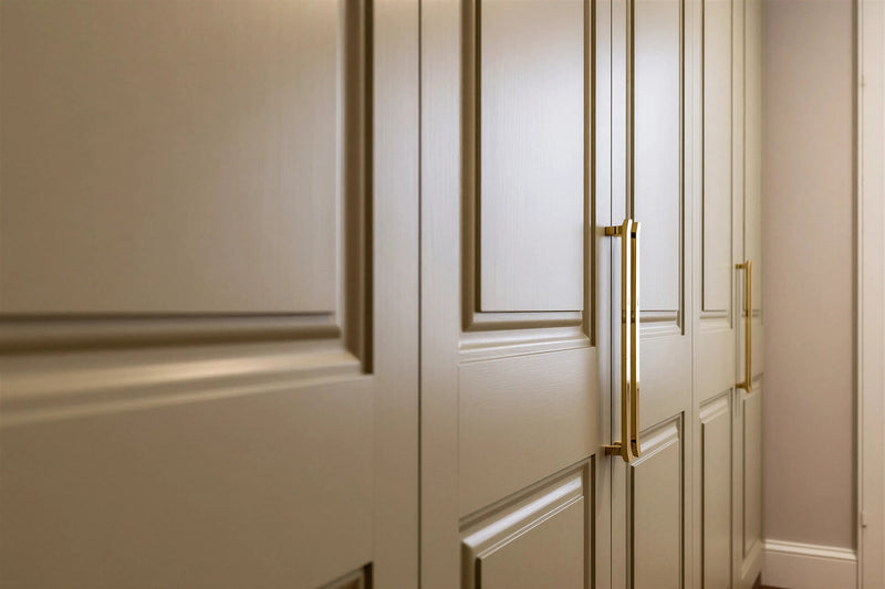 Raised Panel Lincoln door — detail